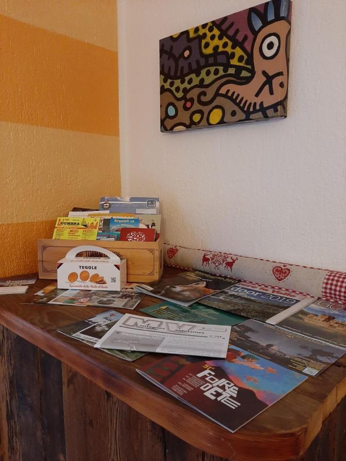 Le Chat Riant Fenis Extérieur photo